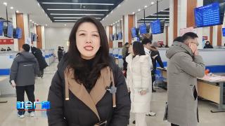 “AI面试官”亮相烟台招聘会，制造业人才缺口大