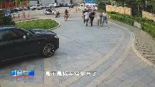 【社会广角】盗窃被抓现行 看你往哪跑